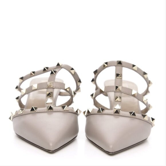 VALENTINO GARAVANI Rockstud Patent Leather Mules 50MM, size 38.5, color Poudre - Picture 2 of 12